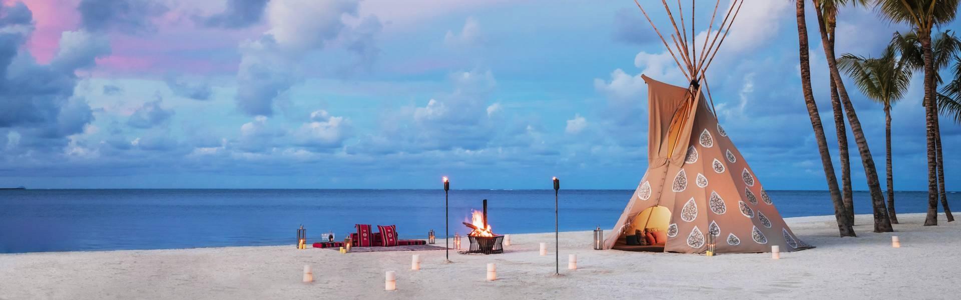 Un tipi sur la plage du Saint Géran