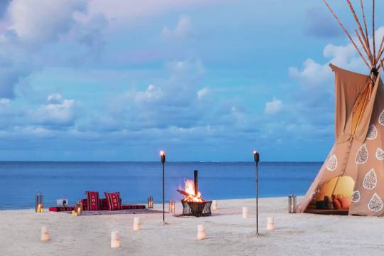 Un tipi sur la plage du Saint Géran