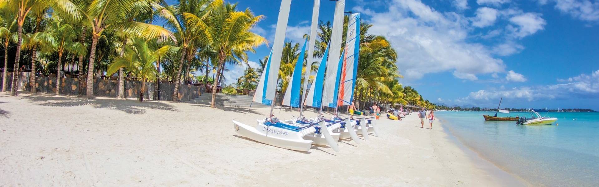 La plage de Trou aux Biches