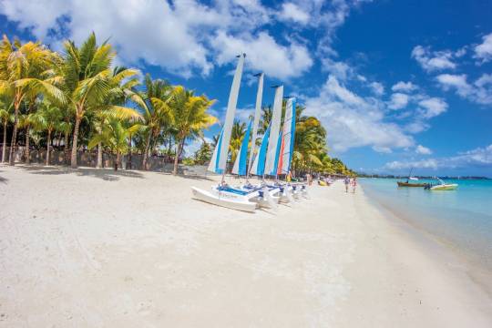 La plage de Trou aux Biches