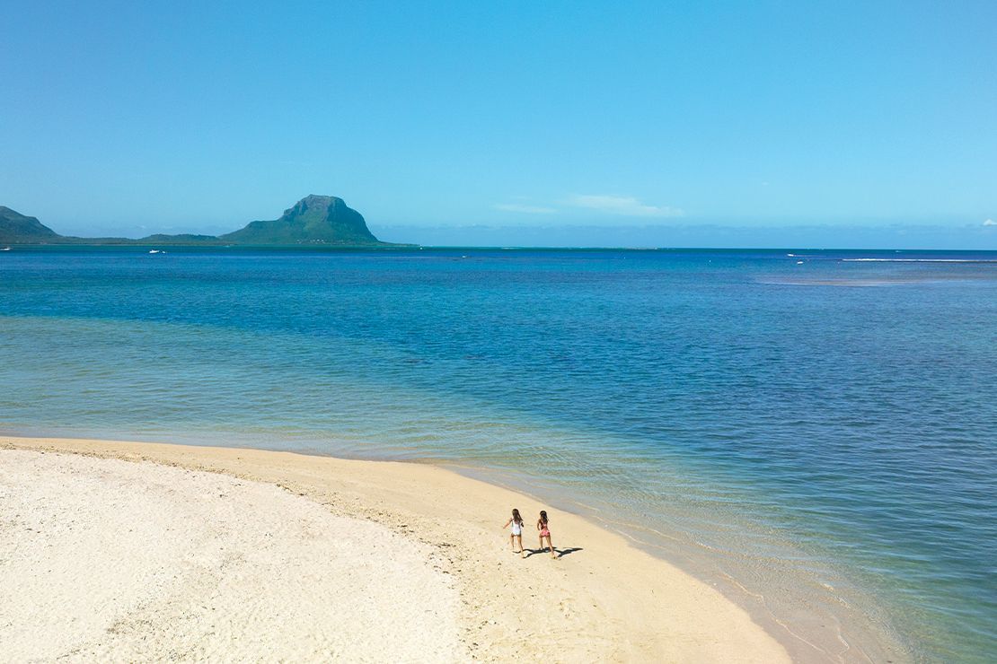 plage ensoleillee ouest