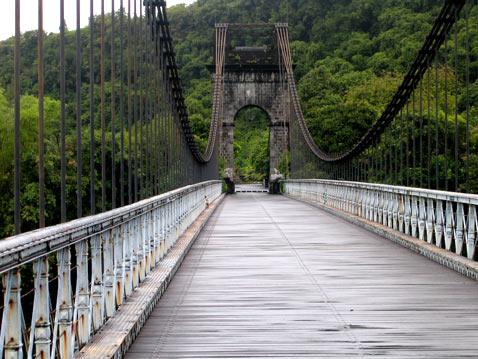 Le pont suspendu de Sainte Rose