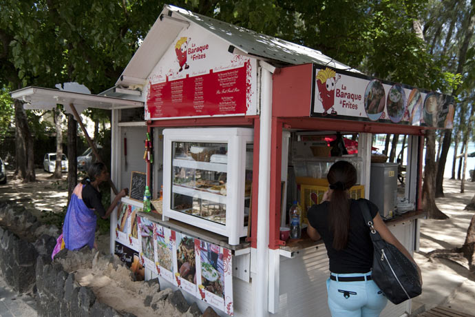 Roti Chaud (sandwich) à Grand Baie