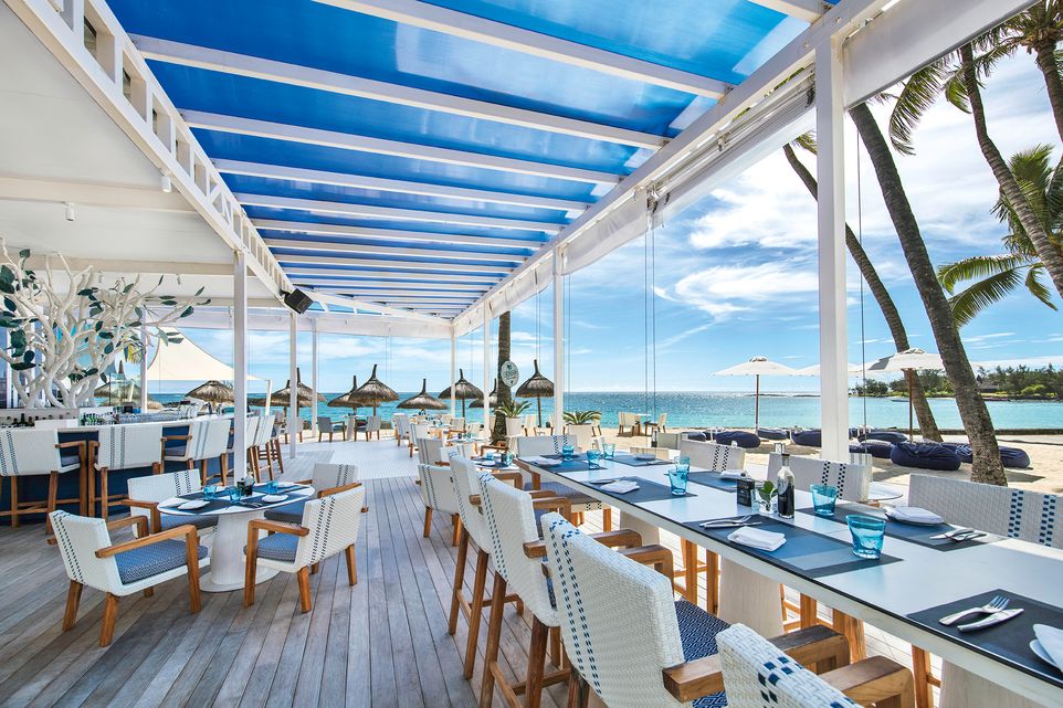 restaurant sunrise attitude