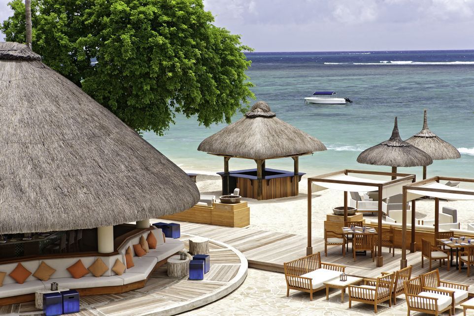 restaurant hilton maurice