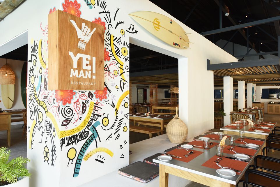 restaurant veranda tamarin